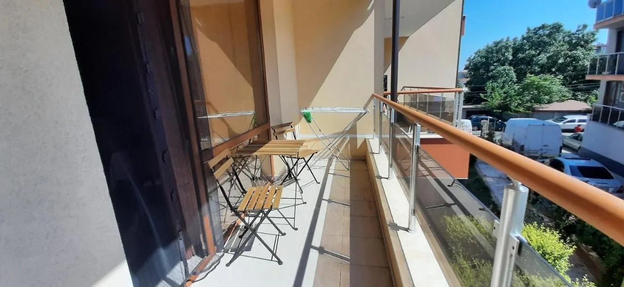 Apartment На Море В Сарафово Burgas